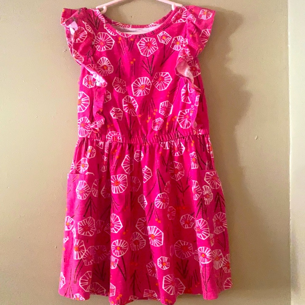 Girls dress in GREAT condition.